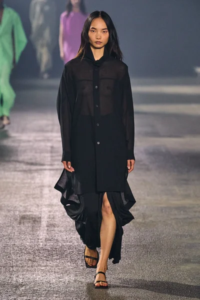 Look 23